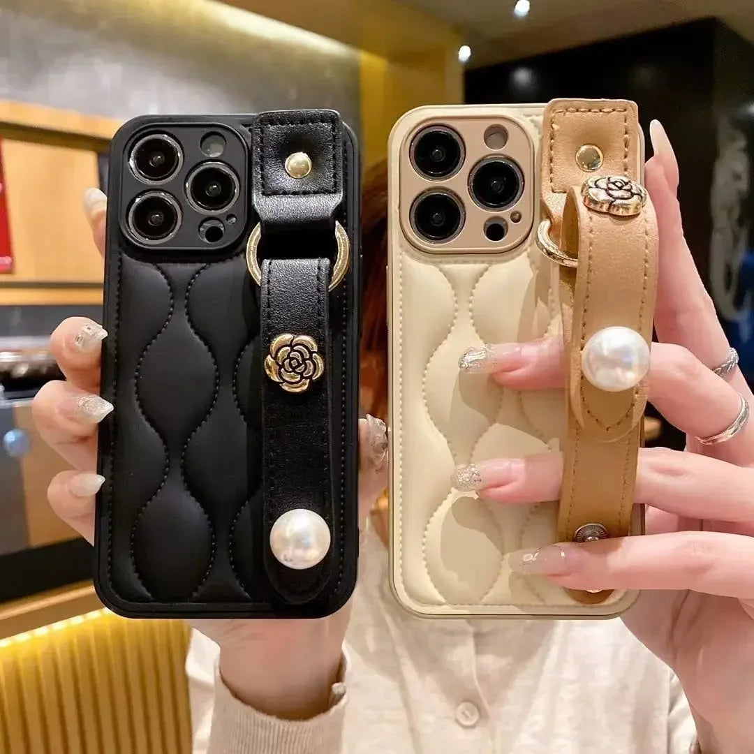 Camellia Pearl Wrist Strap for iPhone