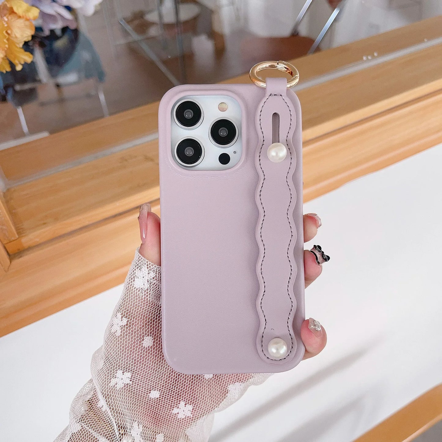 Pearl Wrist Phone Case for iPhone