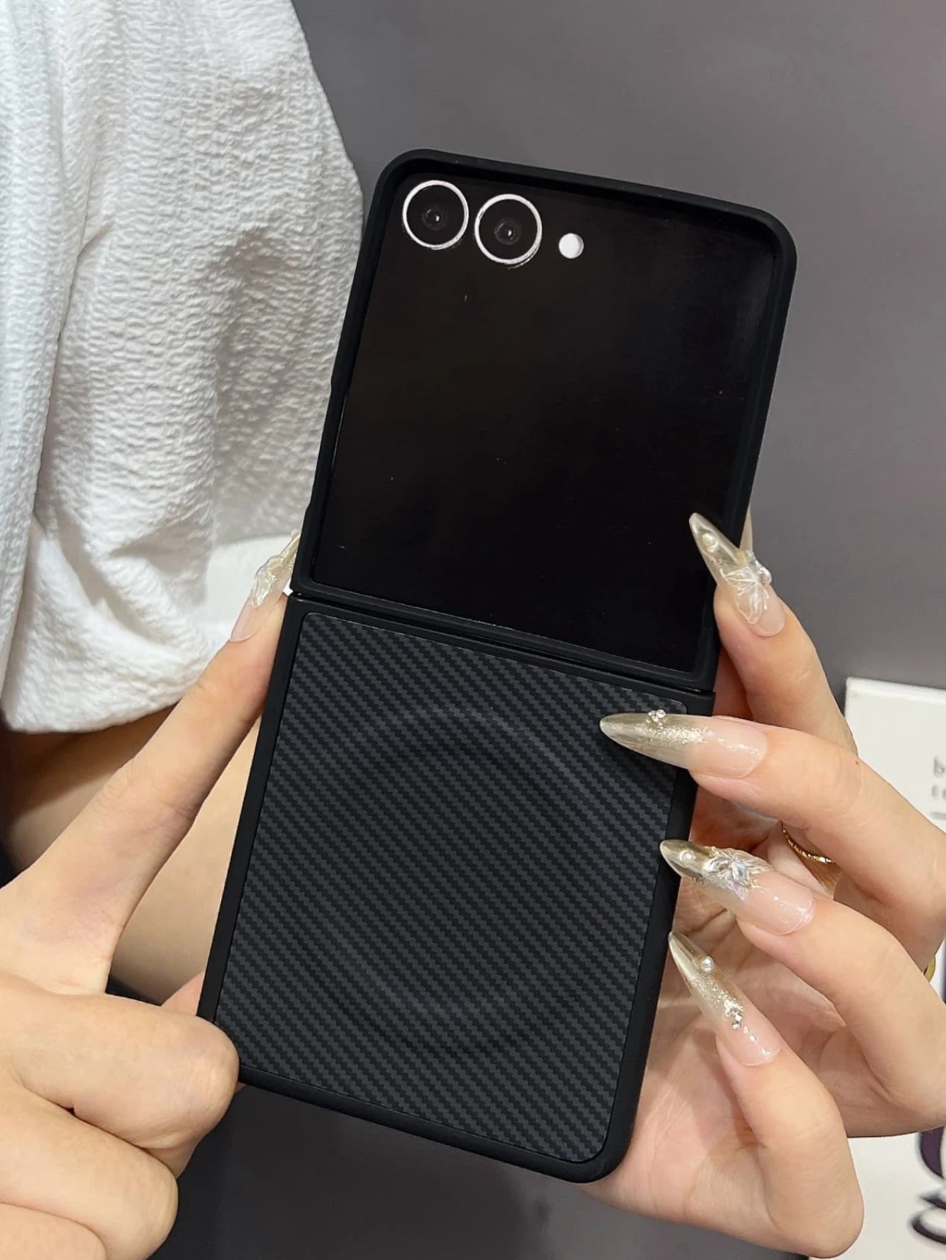 Carbon Fiber Textured Magnetic Phone Case for Samsung Z Flip