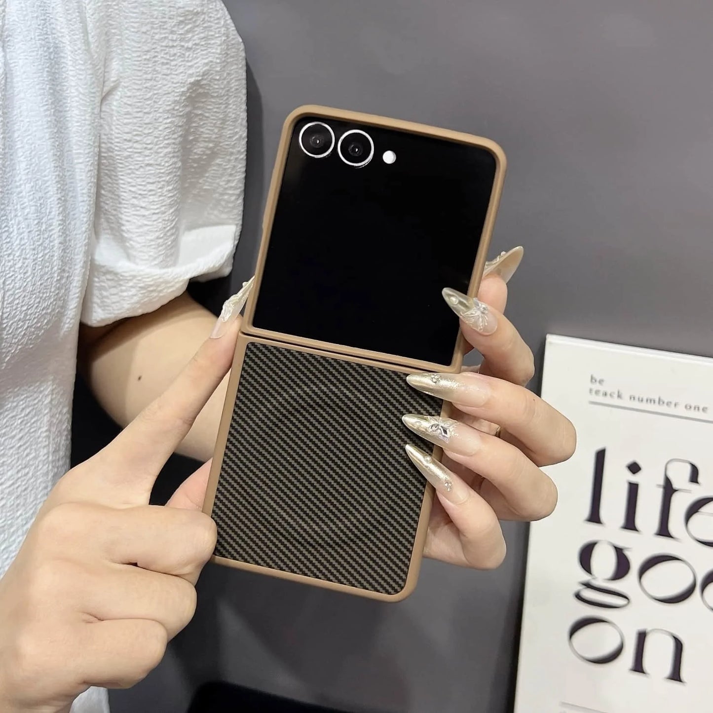 Carbon Fiber Textured Magnetic Phone Case for Samsung Z Flip