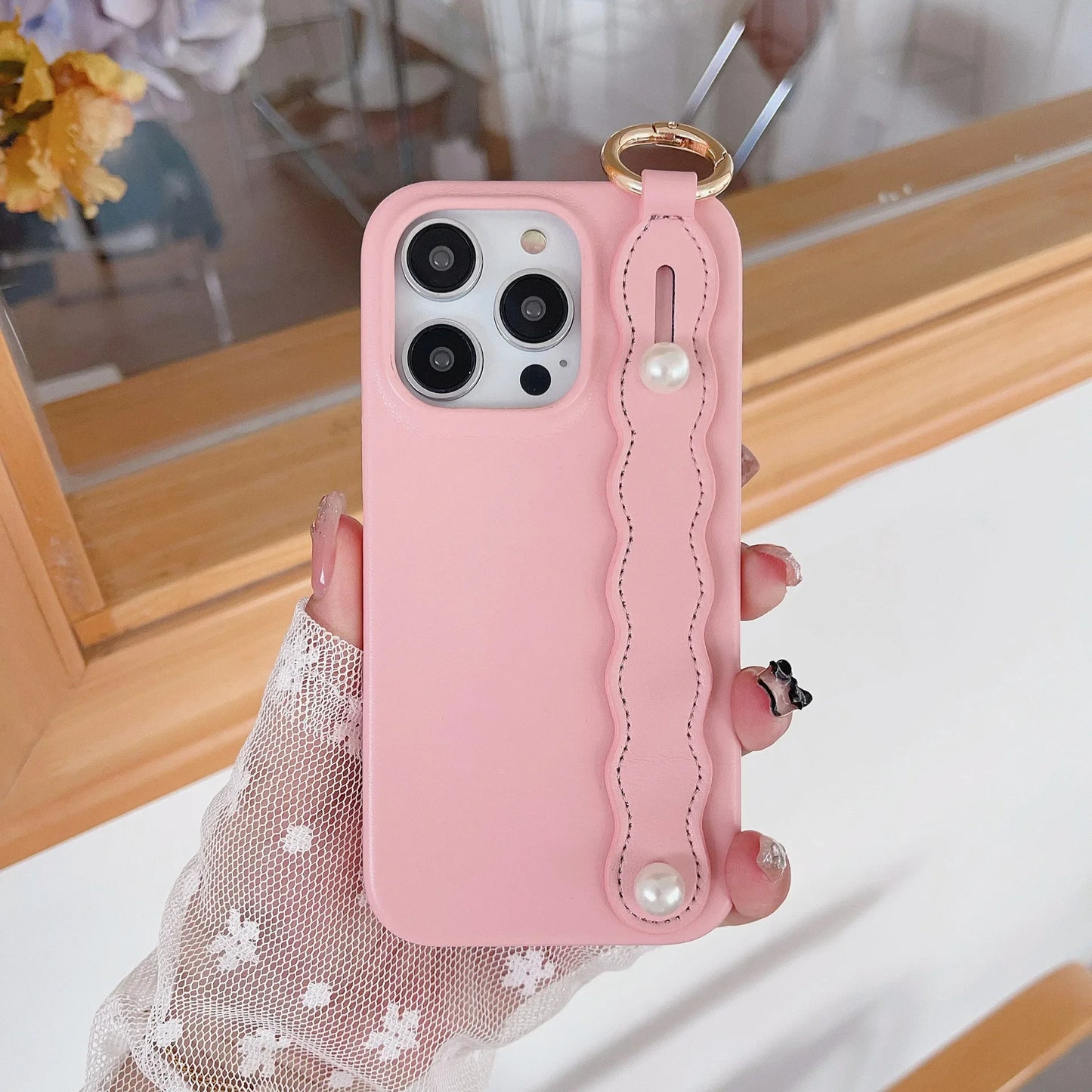 Pearl Wrist Phone Case for iPhone