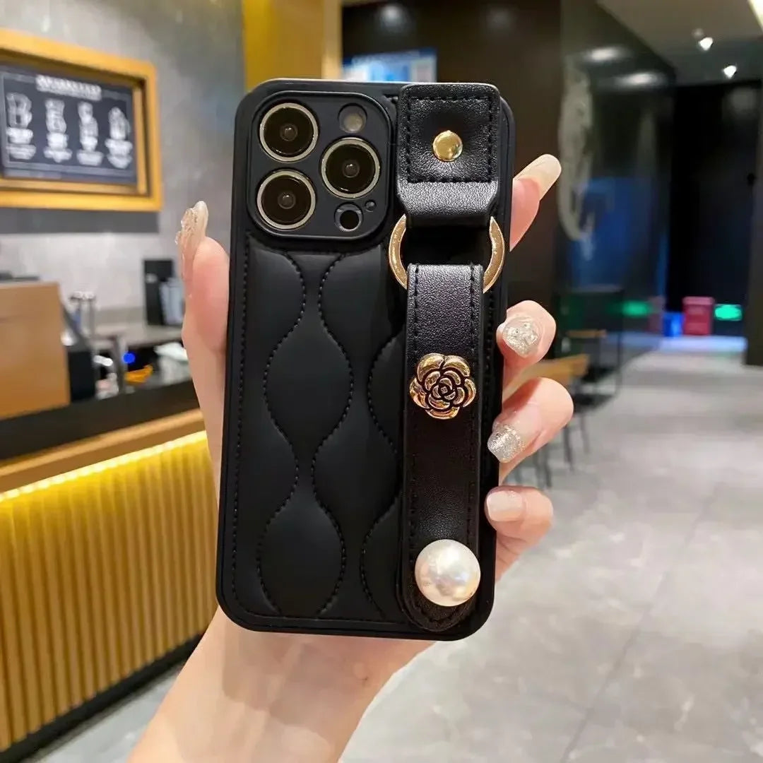 Camellia Pearl Wrist Strap for iPhone