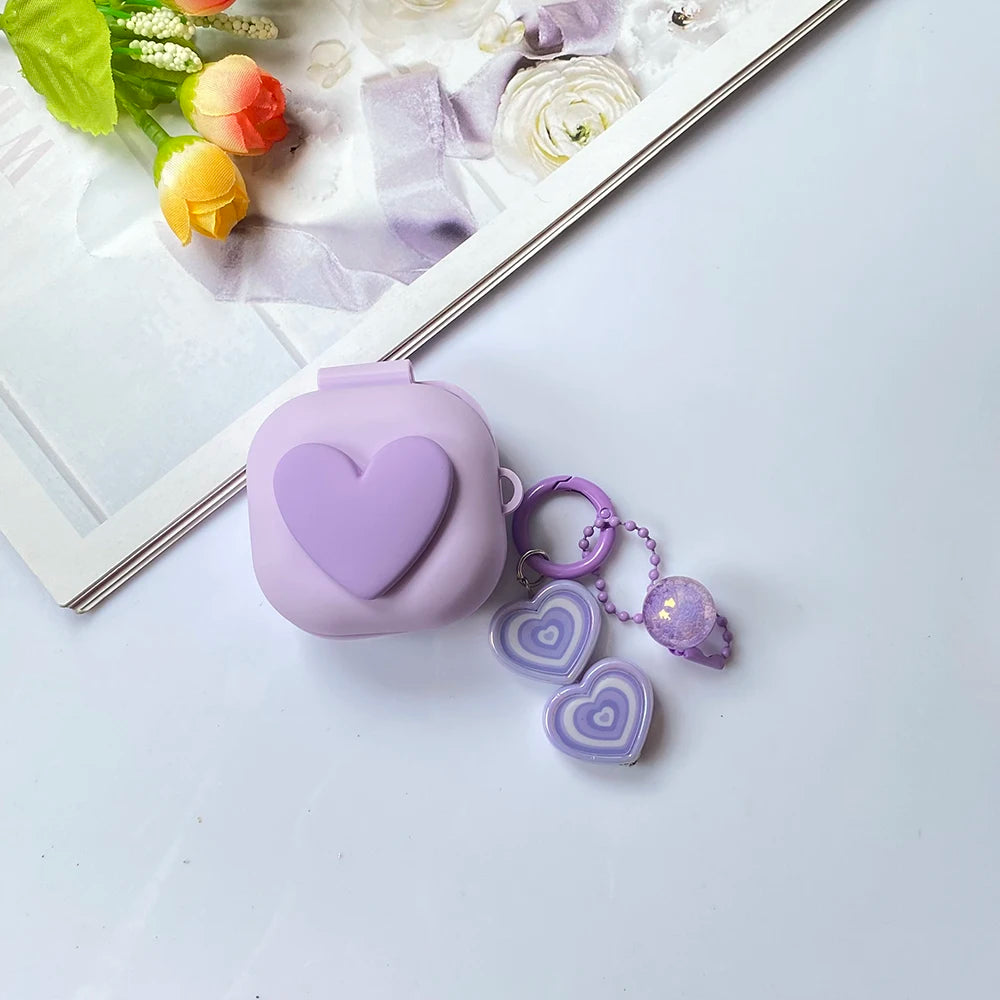 Fashion Love Keychain Silicone Galaxy Buds Cover