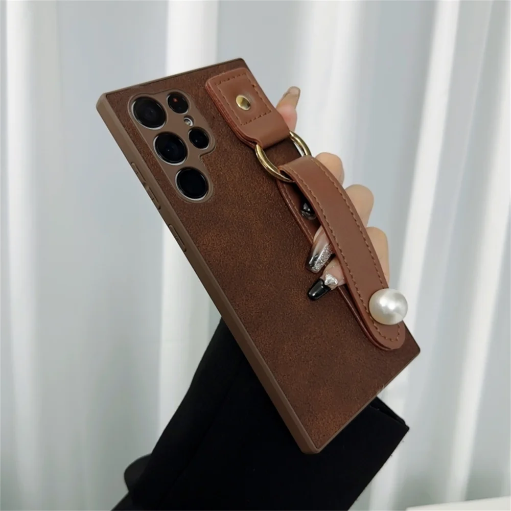 3D Pearl Brown Wristband Phone Case For Samsung