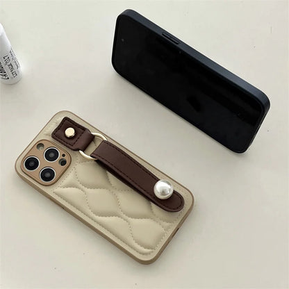 Water Ripple Pearl Wrist Strap Phone Case For iPhone